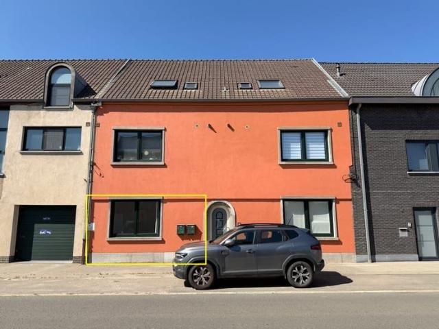 Ground floor apartment with 2 bedrooms and a terrace