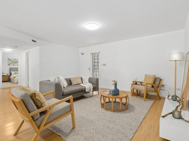 Ground Floor Apartment with Courtyard in Prime Location