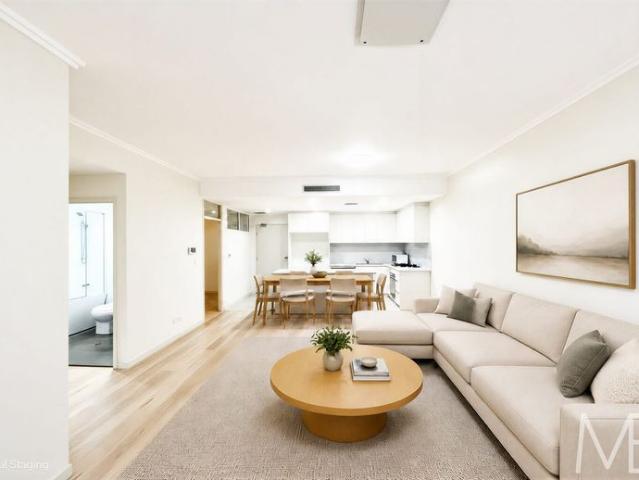 Ground Floor Apartment with Backyard