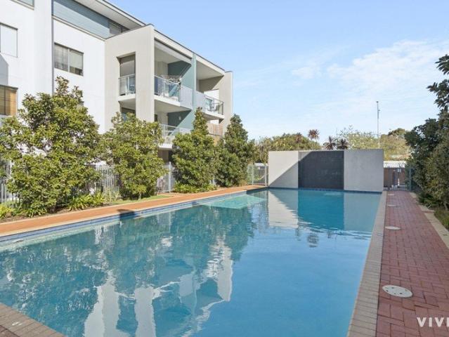 Ground Floor Apartment with Resort Style Facilities by the Swan River