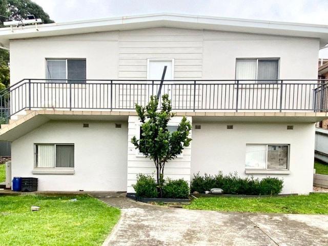 Ground Floor Apartment!