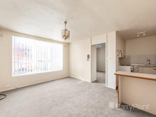 GROUND FLOOR APARTMENT
