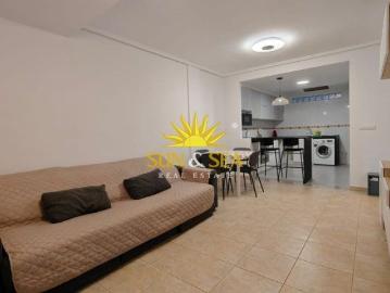 GROUND FLOOR APARTMENT 4 BEDROOMS IN TORREVIEJA