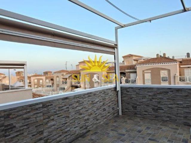 GROUND FLOOR APARTMENT 4 BEDROOMS IN TORREVIEJA