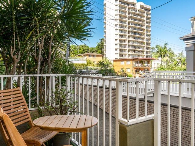 Ground Floor Beachside Living in the Heart of Rainbow Bay