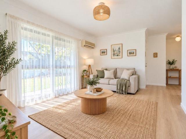 Ground Floor Ease. Inner City Convenience