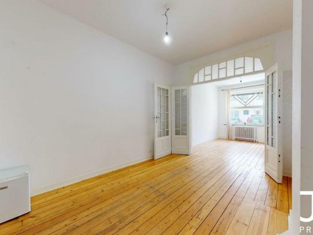 Ground floor for rent