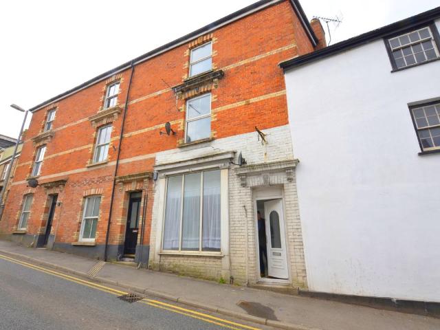 Ground Floor Flat, 5 St Nicholas Street, Bodmin PL31, 2 bed flat to rent, £650 pcm | PrimeLocation