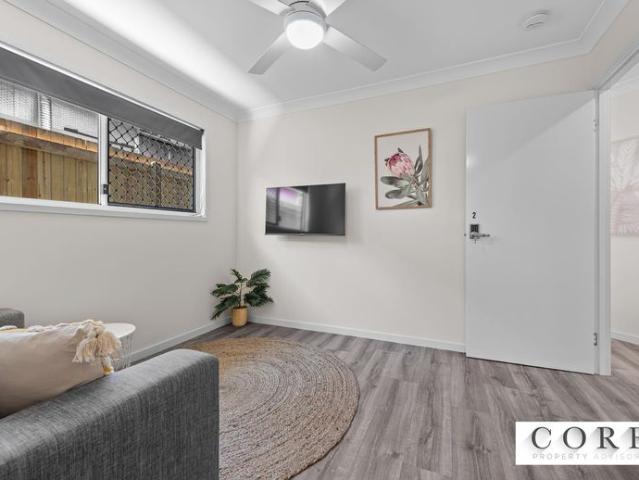 GROUND FLOOR FURNISHED STUDIO WITH BILLS INCLUDED!