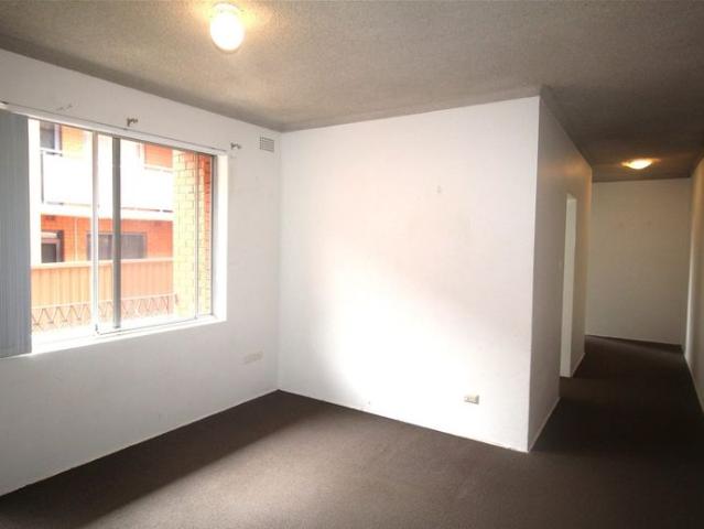 GROUND FLOOR ONE BEDROOM UNIT