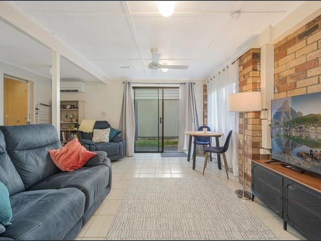 Ground Floor Open Plan Living with Air Conditioning and Solar Power
