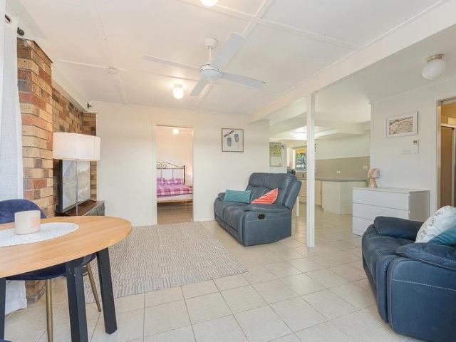 Ground Floor Open Plan Living with Air Conditioning and Solar Power