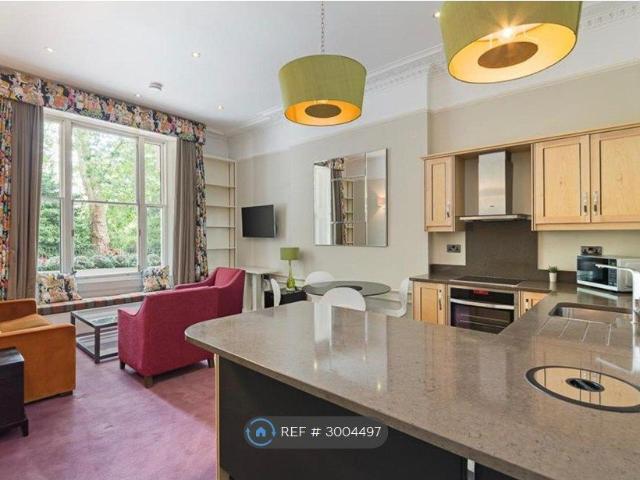 Ground Floor, London SW1V, 2 bed flat to rent, £3,950 pcm | PrimeLocation