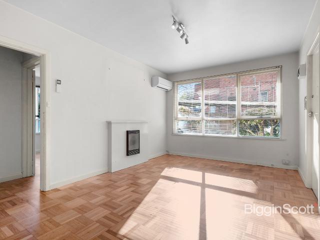 Ground Floor Living in a Prime Location
