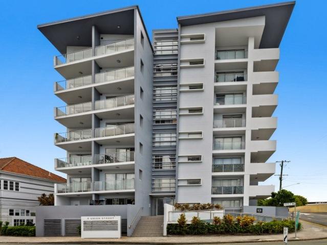Ground Floor Living, Steps from Everything Nundah Offers