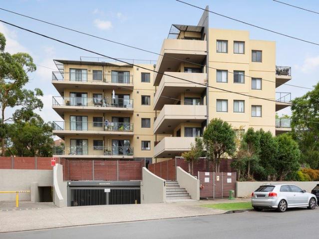 Ground Floor Living with Private Courtyard
