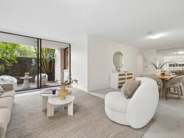 Ground Floor Sanctuary with Private Courtyard and Leafy Outlooks