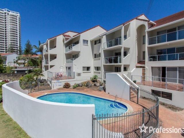 Ground Floor Spacious 2 Bedroom Unit