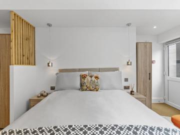 Ground Floor Studio | All Bills | Quiet |