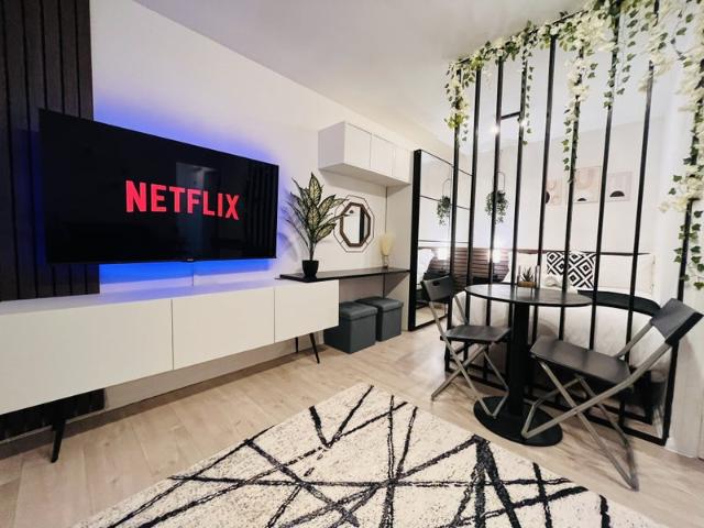 Ground Floor Studio Flat for Long Term Let