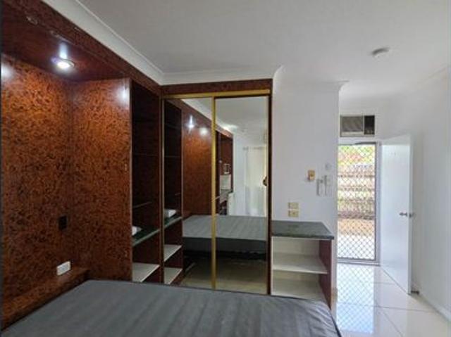 Ground Floor Studio Unit in a Secure Complex