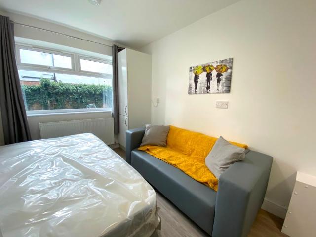 Ground Floor, Studio 1 25A London Road, Oxford OX3 7RE