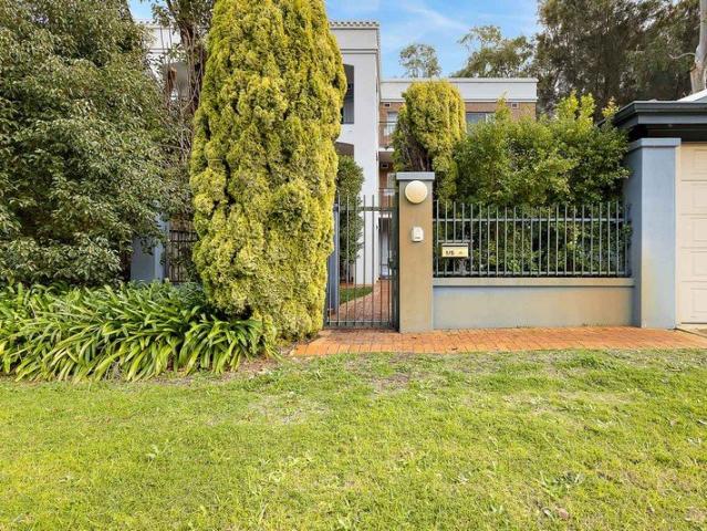 Ground Floor, Stylishly Renovated with Exceptional Outdoor Living