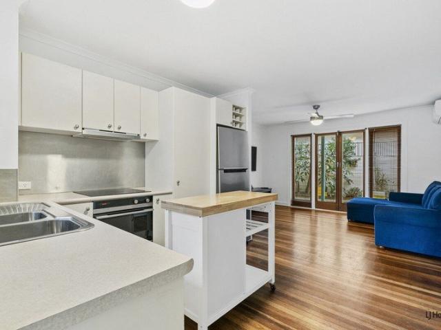 Ground Floor Partially Furnished Beachside Unit in Prime Kirra Location