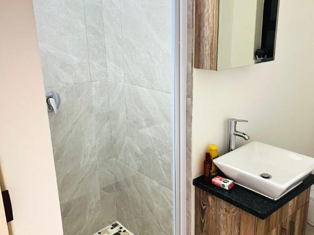 GROUND FLOOR, PET FRIENDLY APARTMENT. AVAILABLE 1 AUGUST