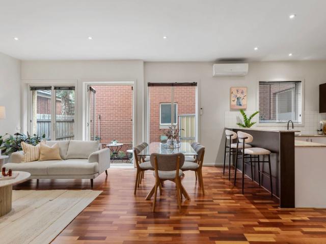 Ground floor perfection.