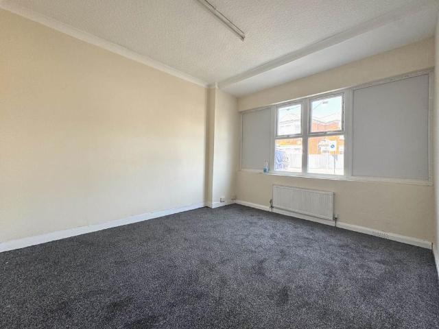 Ground Floor Rear, Katherine Road. 2 bed flat to rent £1,900 pcm £438 pw