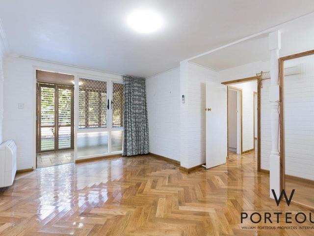 Ground Floor River Precinct Apartment with added Convenience & Lifestyle!