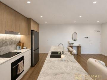 Ground Floor With Courtyard & Huge Kitchen Island Bench
