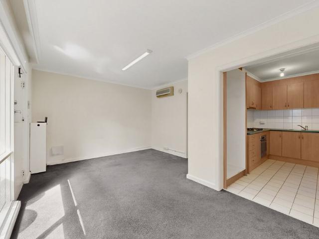 Ground Floor Unit Water & Power Included