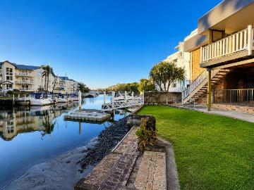 Ground Floor Unit with Canal Views