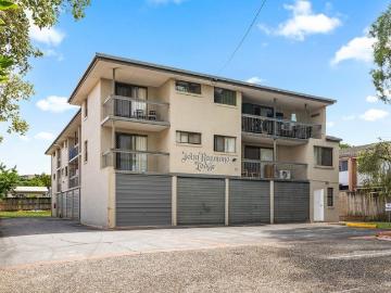 Ground Floor Unit with Courtyard