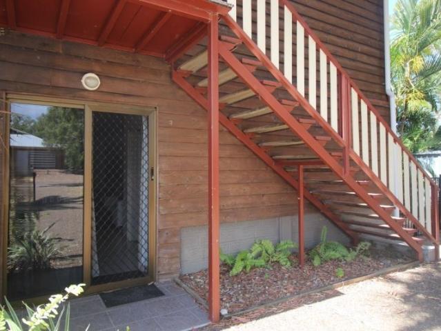 Ground floor unit with enclosed courtyard, metres from beachfront