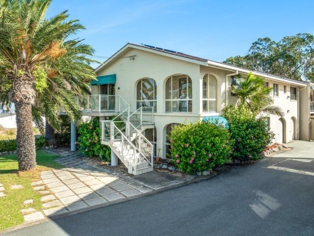Ground floor unit with Views