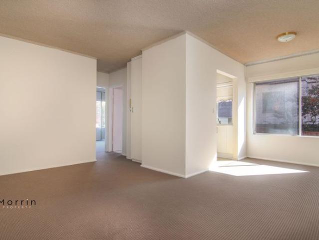 Ground Floor Unit in a Prime Location!