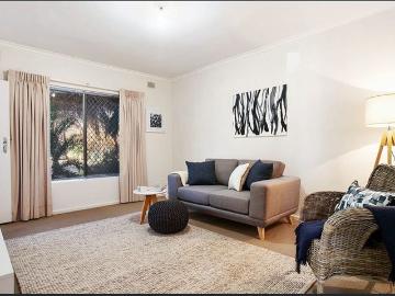 Ground floor unit in Glenelg North
