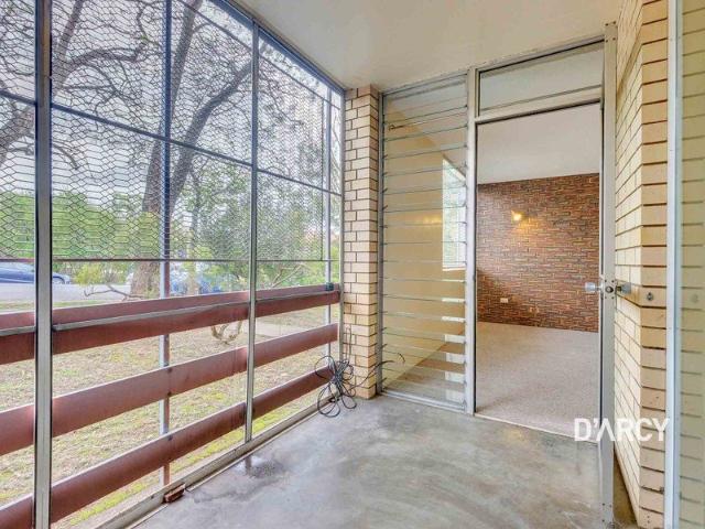 Ground Floor Unit near Taringa Station