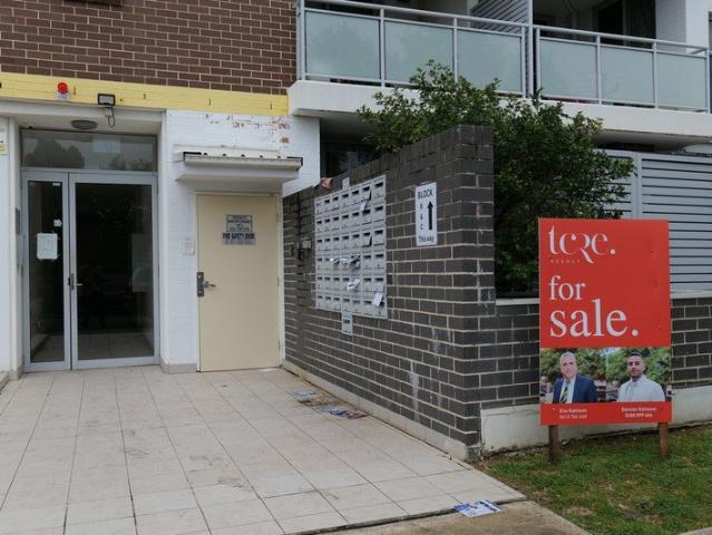 Ground Level Villa Style Apartment Modern Comfort, Prime Convenience