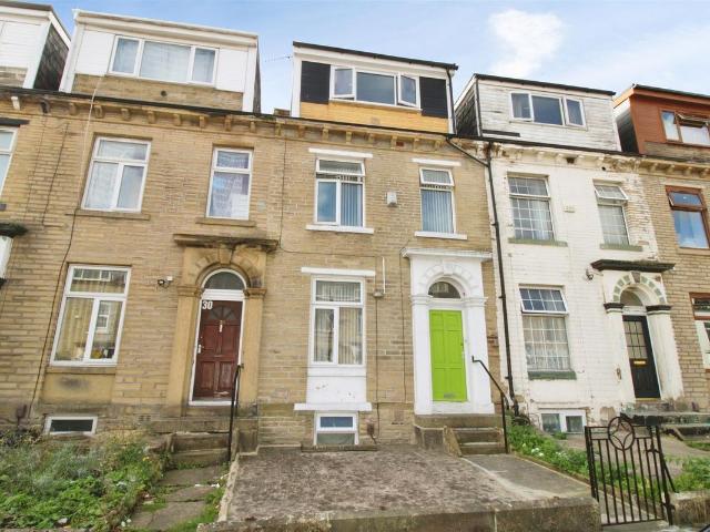 Grove Terrace, Bradford BD7, 5 bed terraced house to rent, £1,500 pcm | PrimeLocation