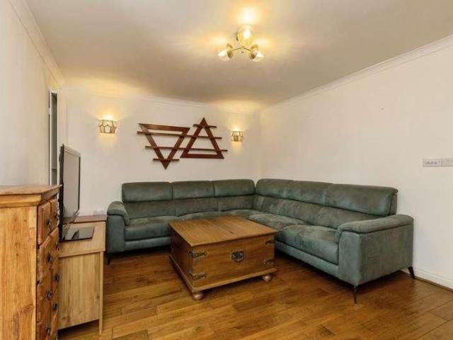 Grove View, Bristol Road, Hambrook, Bristol, Gloucestershire, BS16