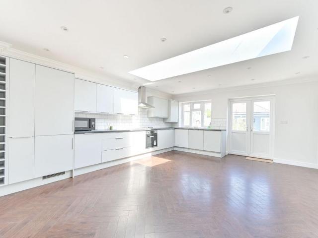 Grove Way, HA9, Wembley Park. 3 bed semi detached house to rent £3,295 pcm £760 pw