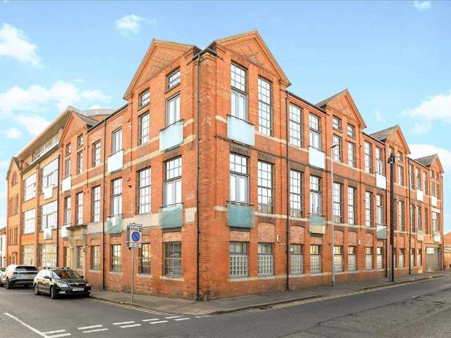 Grove Works, Grove Road, Northampton NN1, 2 bed flat to rent, £1,250 pcm | PrimeLocation