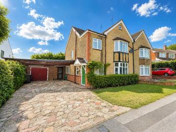 Grove Avenue, Harpenden, AL5 4 bed semi detached house to rent £3,500 pcm £808 pw