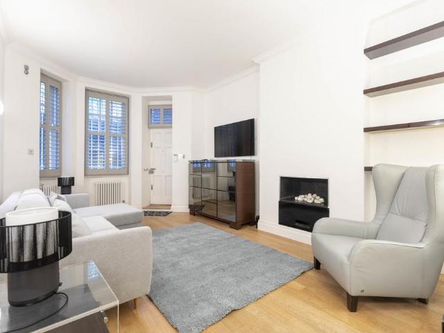 Grove Court, Drayton Gardens, London, SW10 9QY, United Kingdom | 2 bed apartment for rent #121565823 | Rentberry