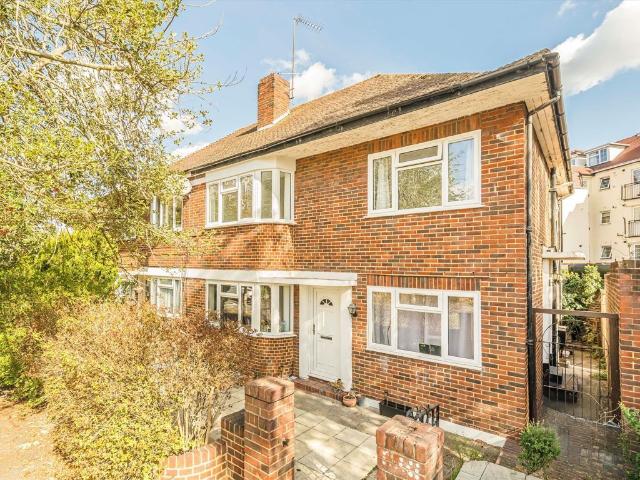 Grove Crescent, Kingston Upon Thames KT1, 2 bed maisonette to rent, £2,100 pcm | PrimeLocation