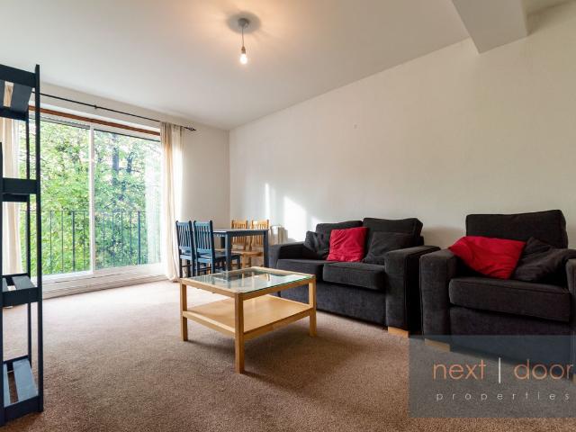 Grove Park, Camberwell SE5, 2 bed flat to rent, £2,100 pcm | PrimeLocation